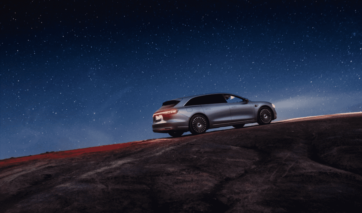 被  疯狂种草享界S9T！智能投影+寰宇美学，车里开唱《茉莉雨》氛围感拉满，超大