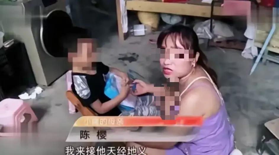 “脸都不要了！”四川，一女子和丈夫离婚3年，3年里从未回去看看孩子，可当她得知前