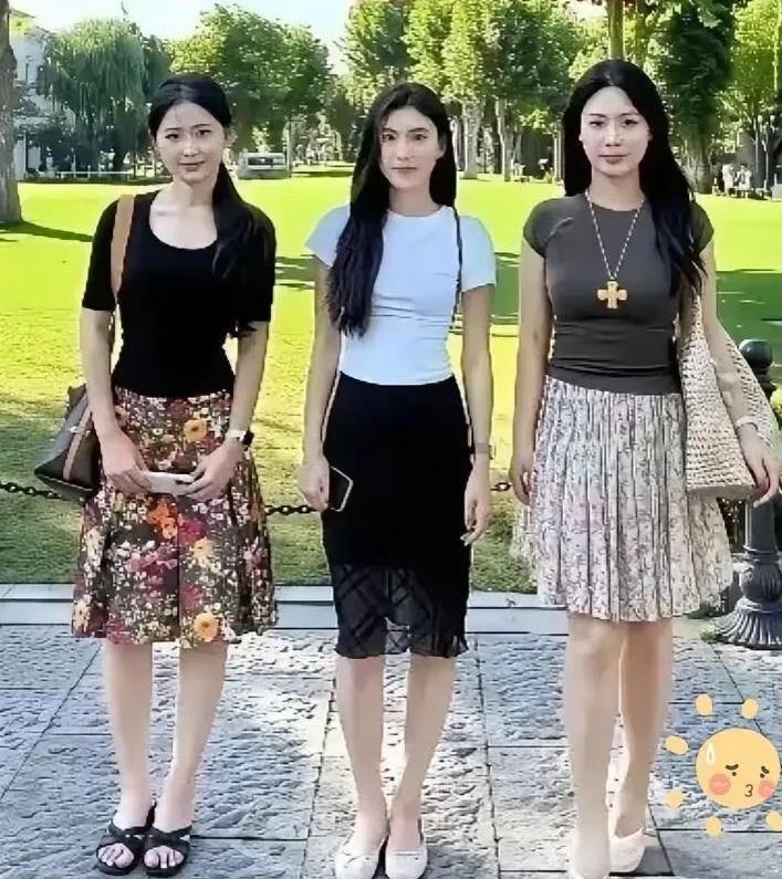 三选一，哪一个更合你的眼缘，你选谁？