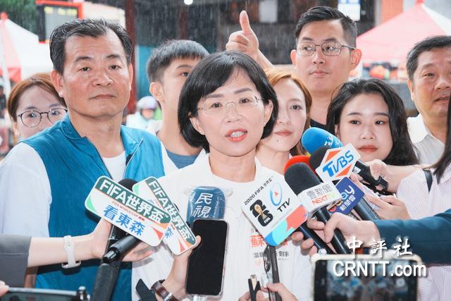 别乱喷！苏巧慧与李四川同台急忙澄清：从没骂川伯闽南语烂，都是队友们自己嗨～

民