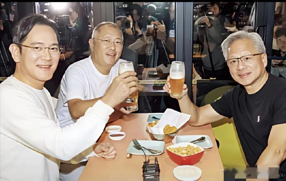 黄仁勋的英伟达芯片在中国市场归零后，不得不转向韩国，拉上三星电子和现代汽车准备干