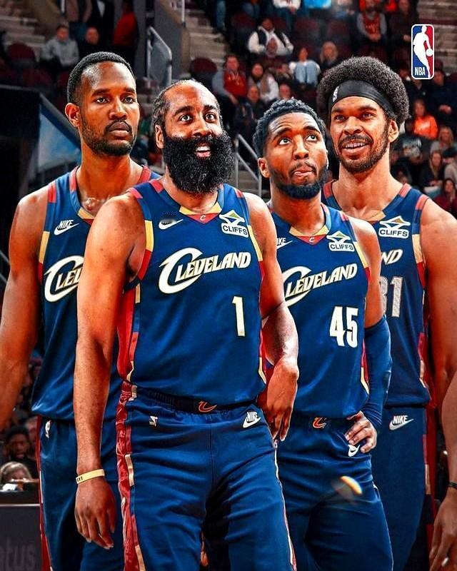 只打28分钟，8投6中，哈登在骑士队简直变了个人。

全明星后首战，骑士三节就领