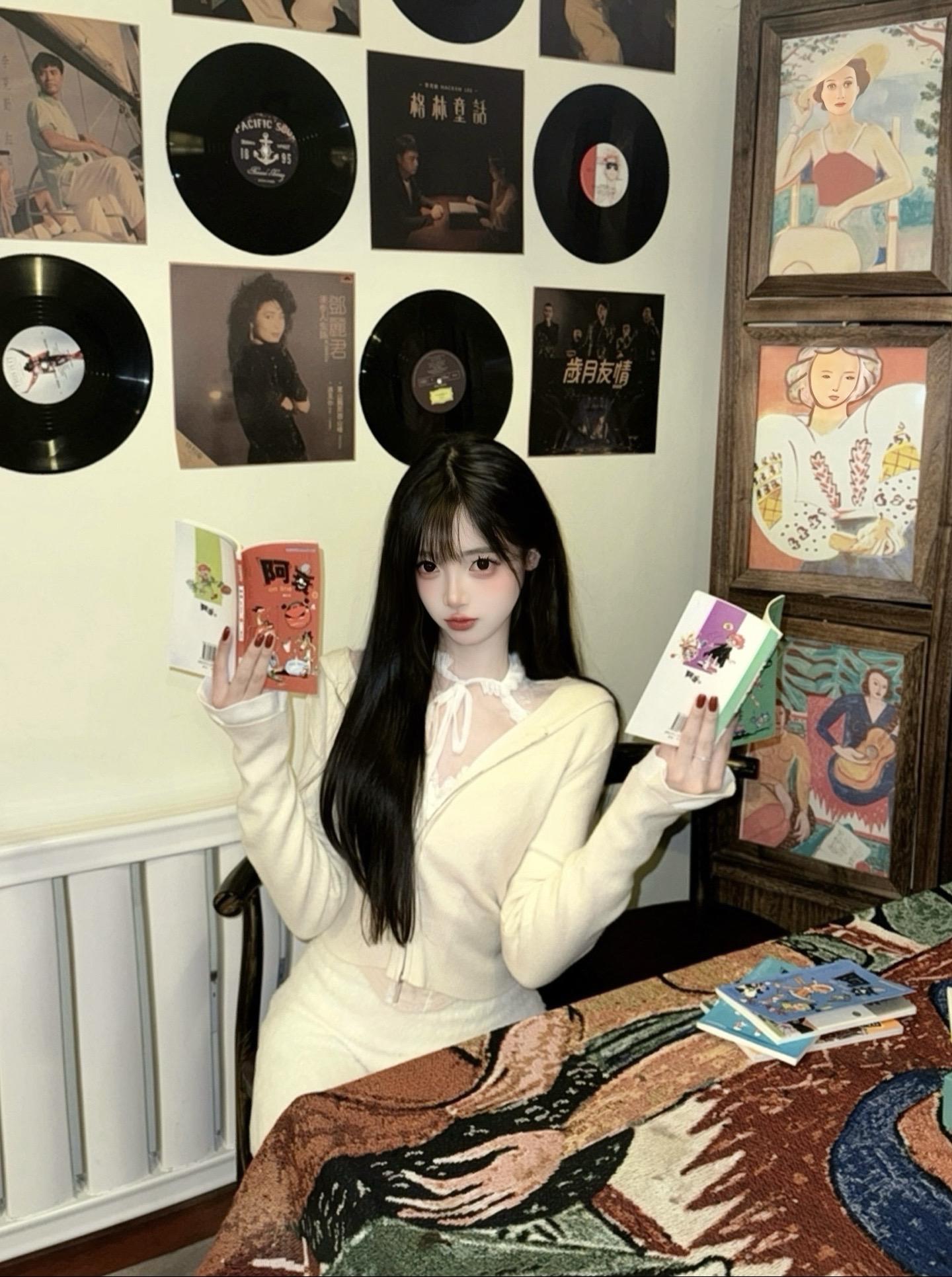 要和我一起看漫画吗