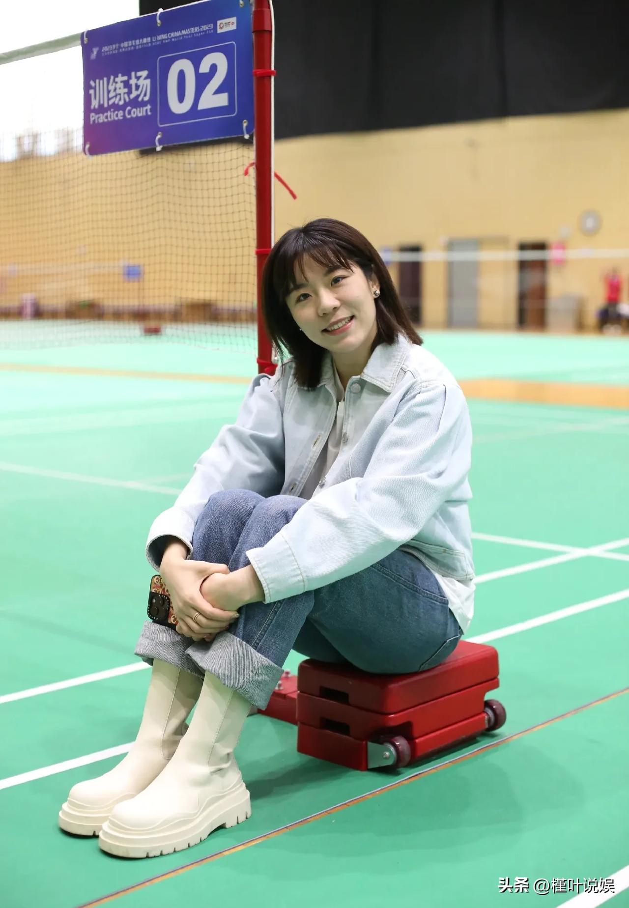 #和安踏一起为中国队加油# 
贾一凡领家小妹，黄雅琼成熟知性的姐姐。