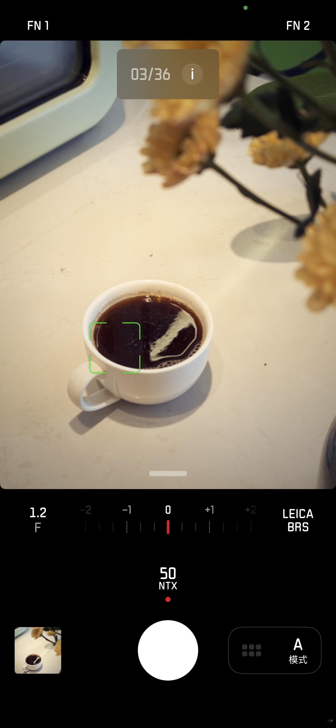 想在手机上玩徕卡，太容易了，根本不需要另外买手机我在iphone上装一个Leic