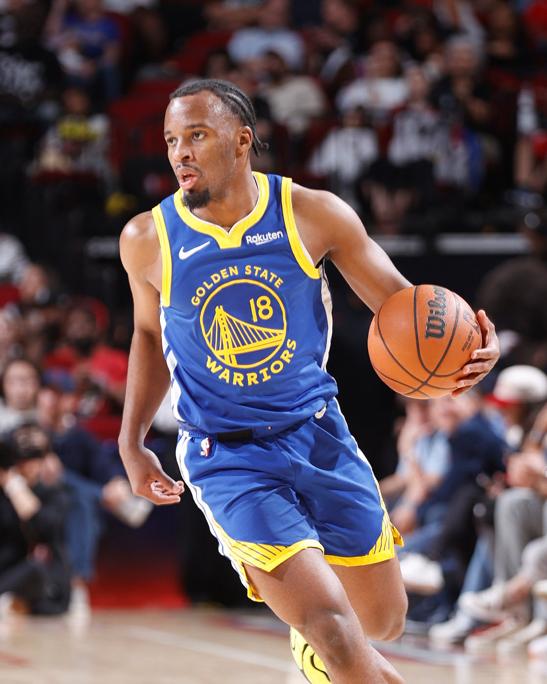 克莱尔12分，3篮板，1助攻。残阵勇士加时险胜火箭