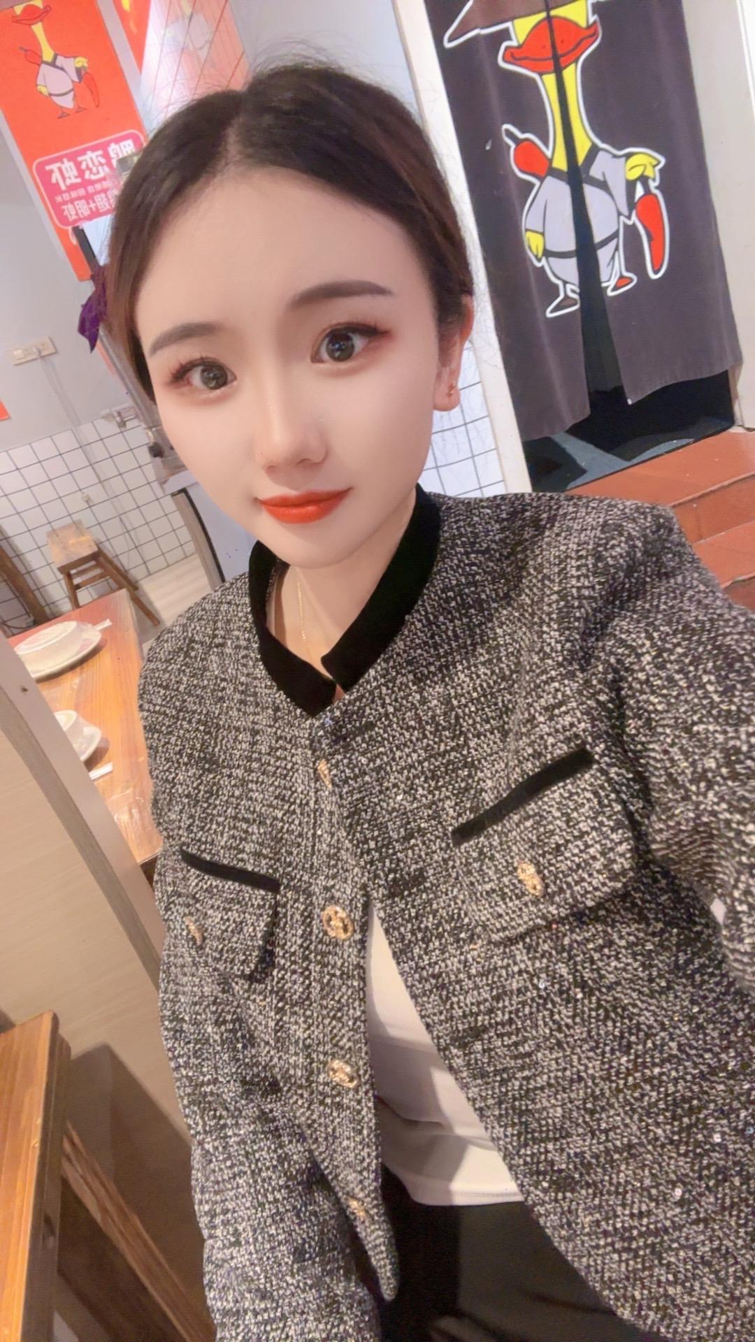 生活的糖 要自己加，         别人把握不了你的口感…