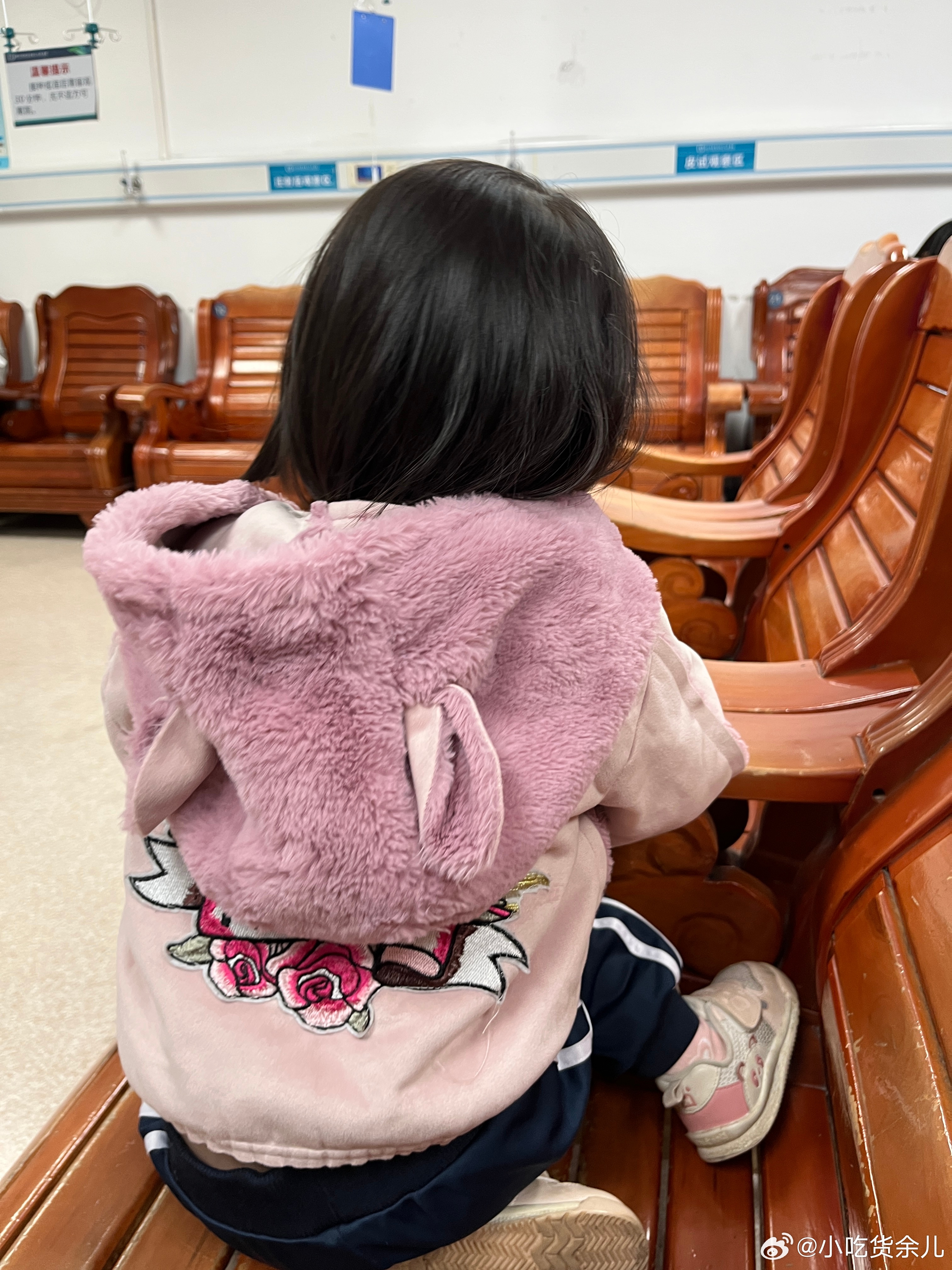 今天来打第三针，柠宝感冒好了，本来今天早上要送她去上学，和她说好了，突然又想起她