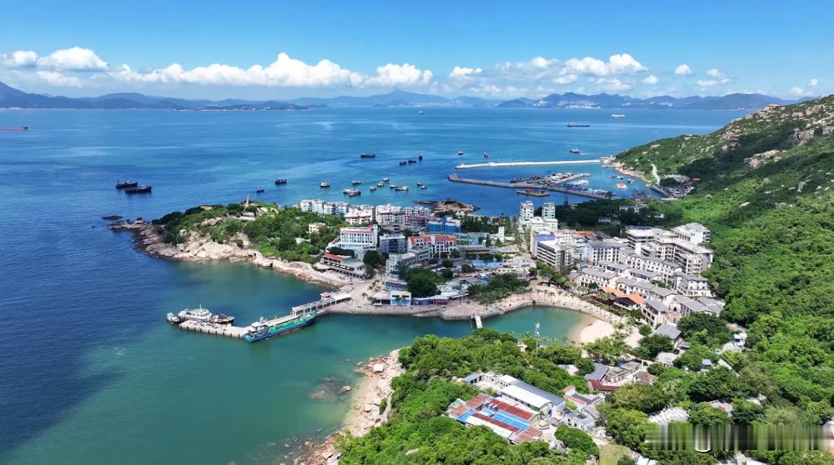 坐船直达海岛秘境！东莞这条新航线，明日首航！

东莞居民想要轻松看海，现在有新选