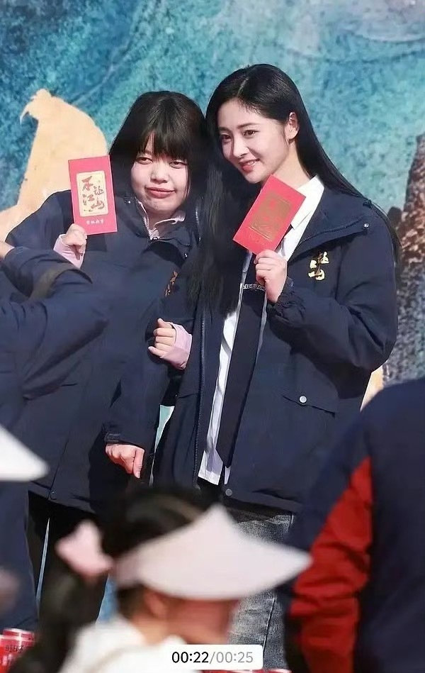 厚本进组不让江山