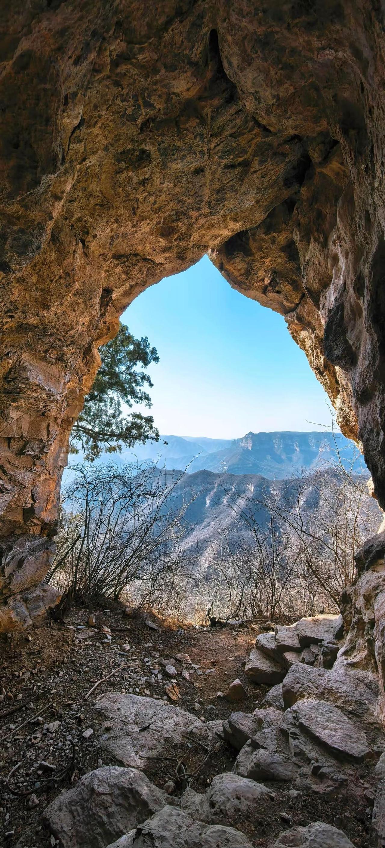 五松顶。纯溜腿路线，路程短，距离近，适合半天游览。