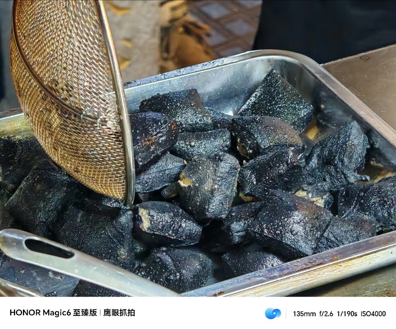 长沙真的很好吃，和女朋友之前游玩拍的库存还没放，再来一波。顺便科普一下，目前茶颜