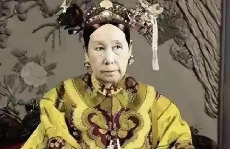 李莲英姐姐隐瞒真相，大清灭亡后才敢说：慈禧其实并非病死的

1908年11月14