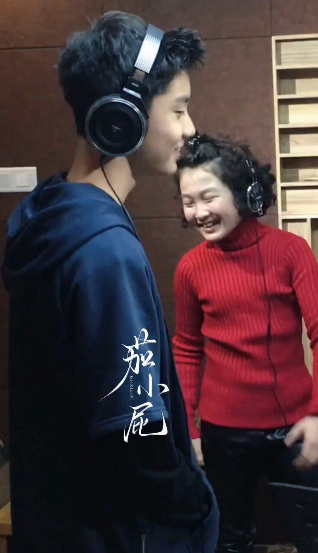 早期马嘉祺 小野马 考古马嘉祺真的会发现他从小就很有范儿，闭眼皱眉转脖子那一套真