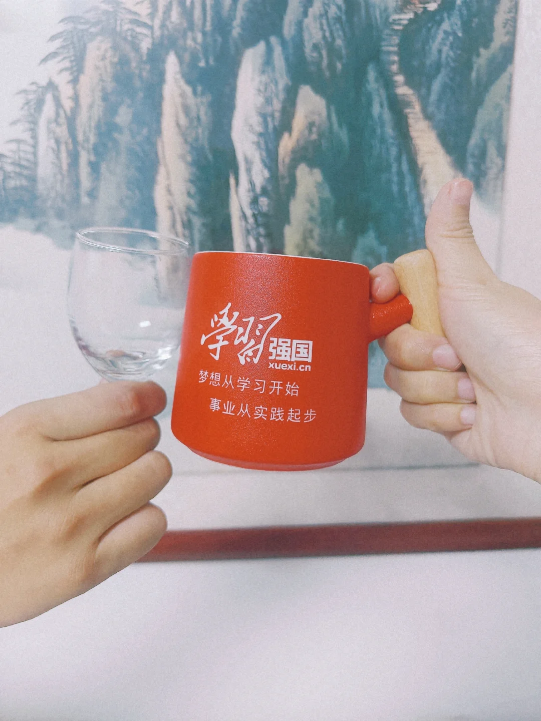 眼睁睁看着00年同事在饭桌上犯了大忌…