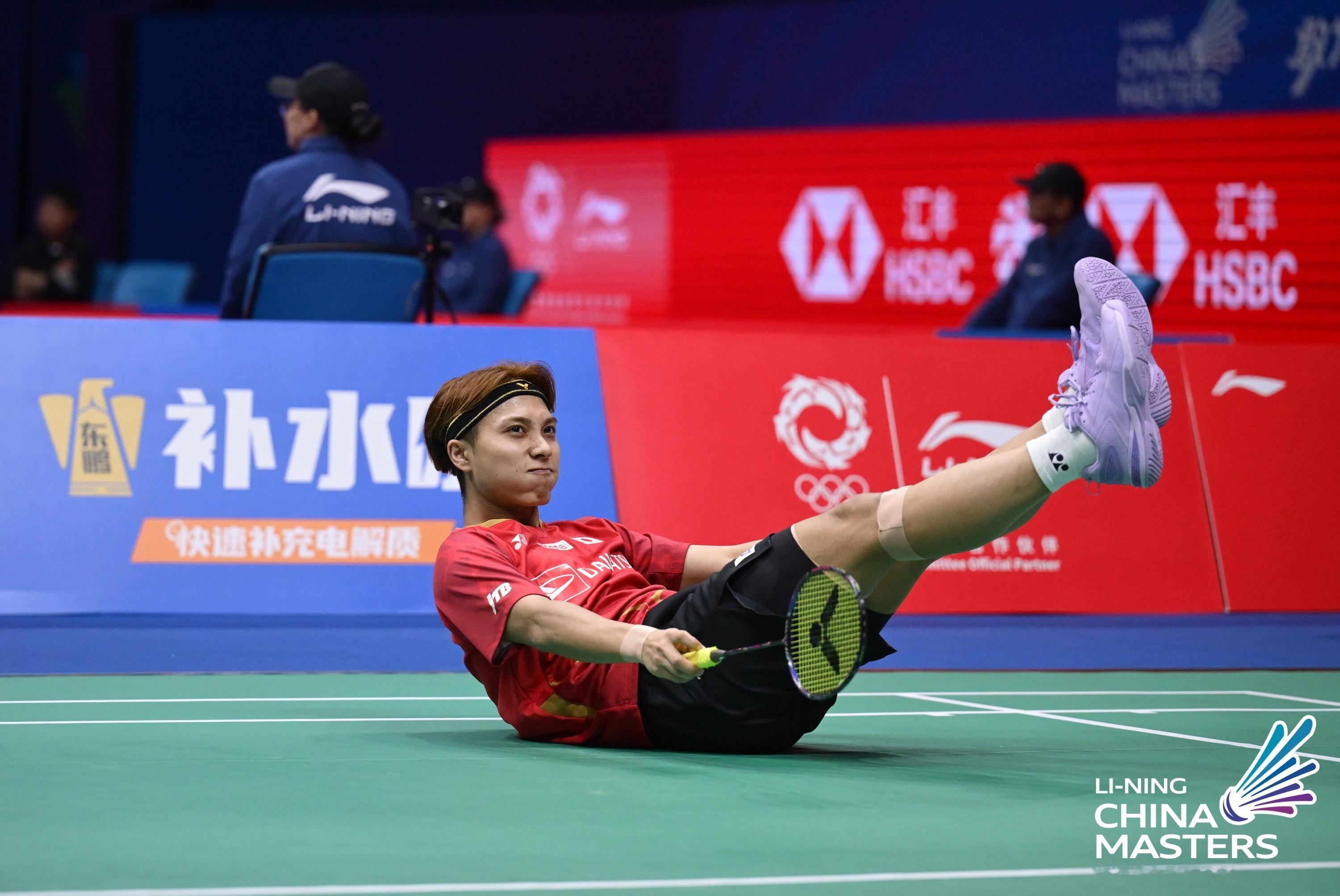 奈良冈功大🇯🇵 21-15、22-20 🇭🇰吴英伦下轮：奈良冈功大🇯?
