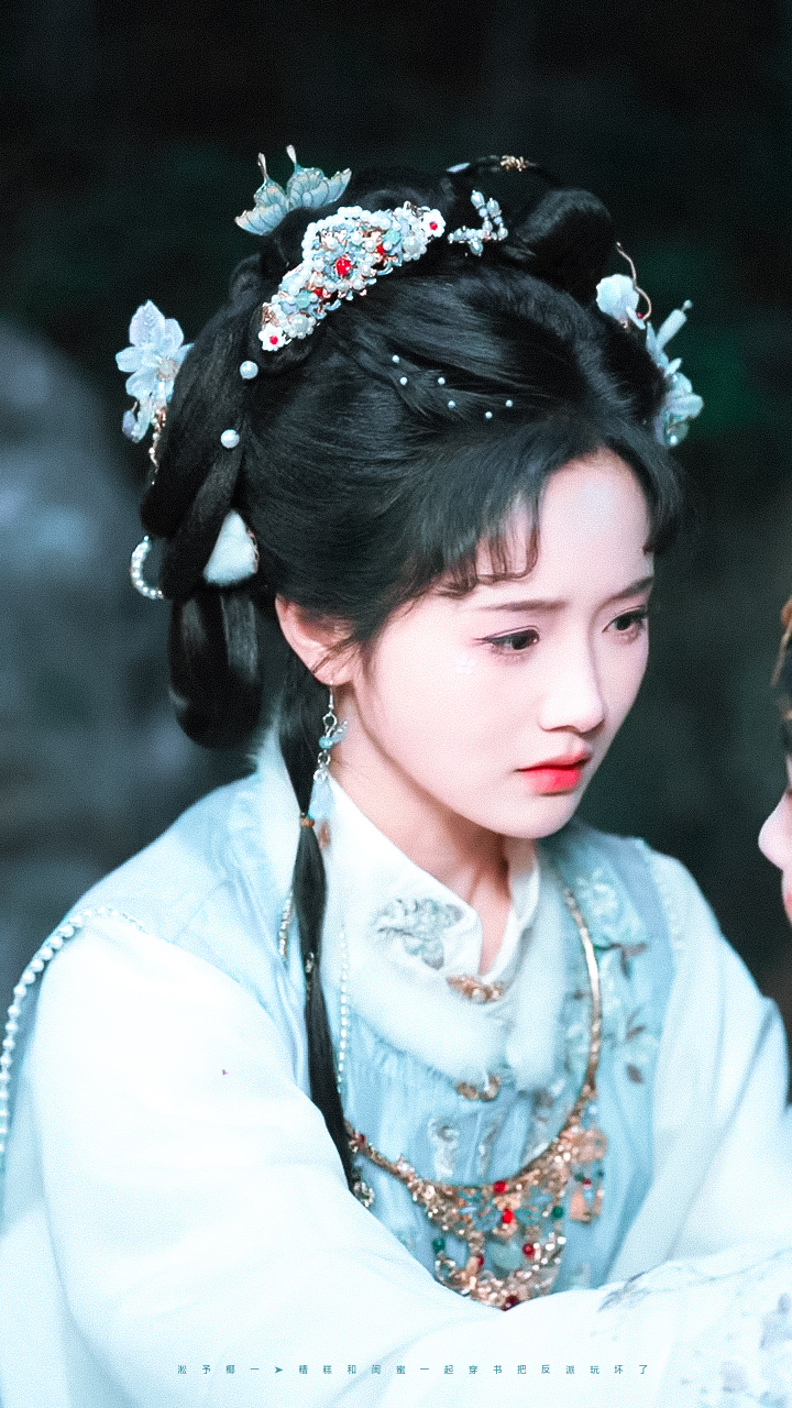 ➤糟糕和闺蜜一起穿书把反派玩坏了刘念✖️陈添祥✖️至春禾✖️张翅 