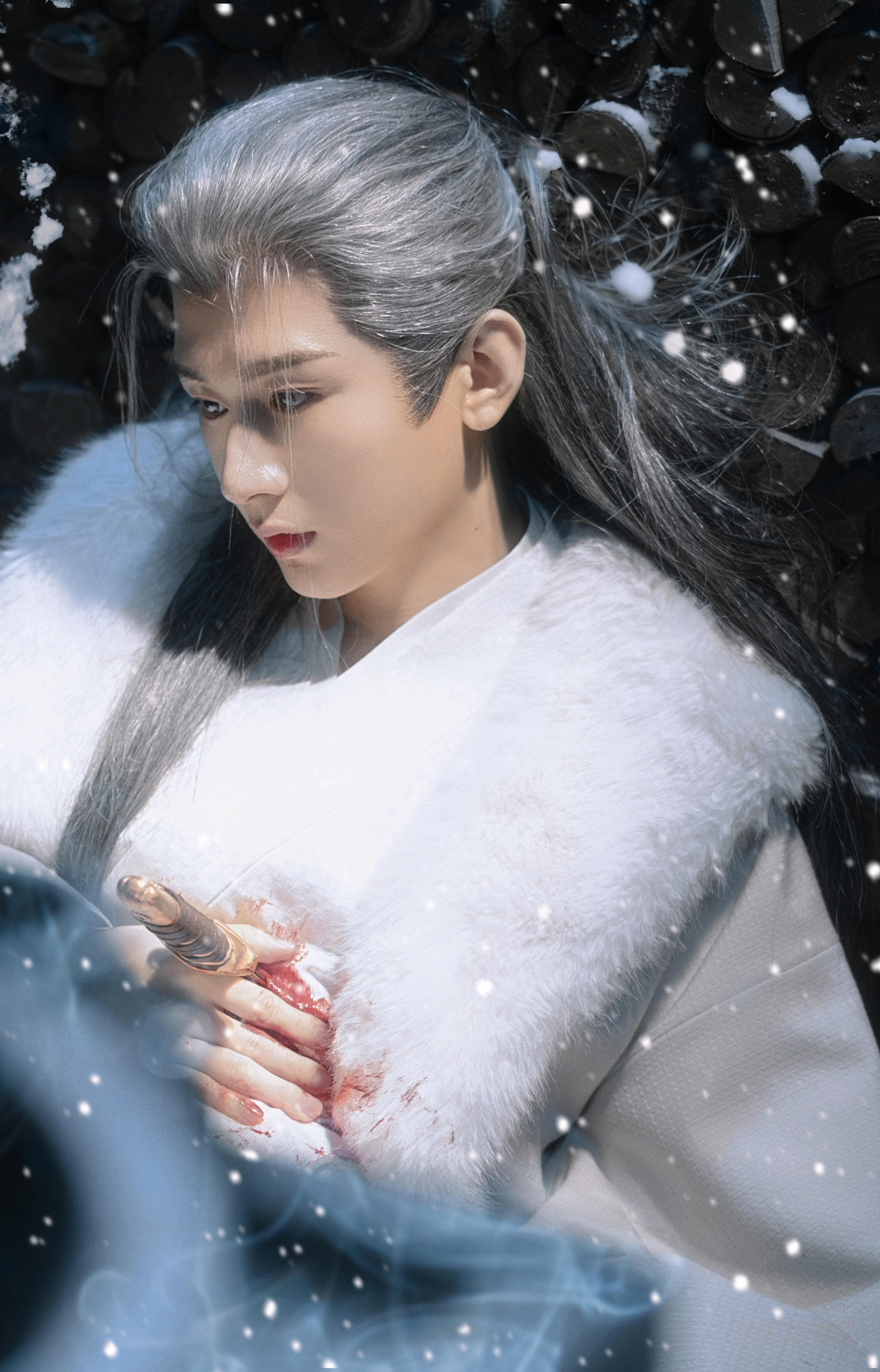 ⸝⸝捡到一只白狐 