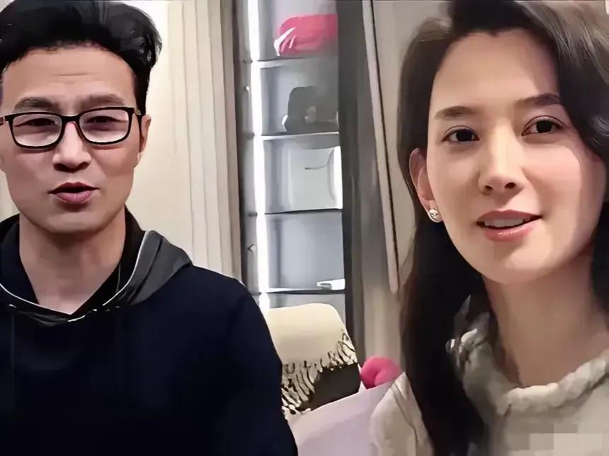 森林北深夜官宣自己从来没有整过容，只是在2019年做了一次牙齿矫正。她同时评价汪