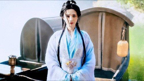 明艳五官藏不住贵气，骨相优越抗住角色切换，西洲公主到侠女皇后，富养感爆棚！ 