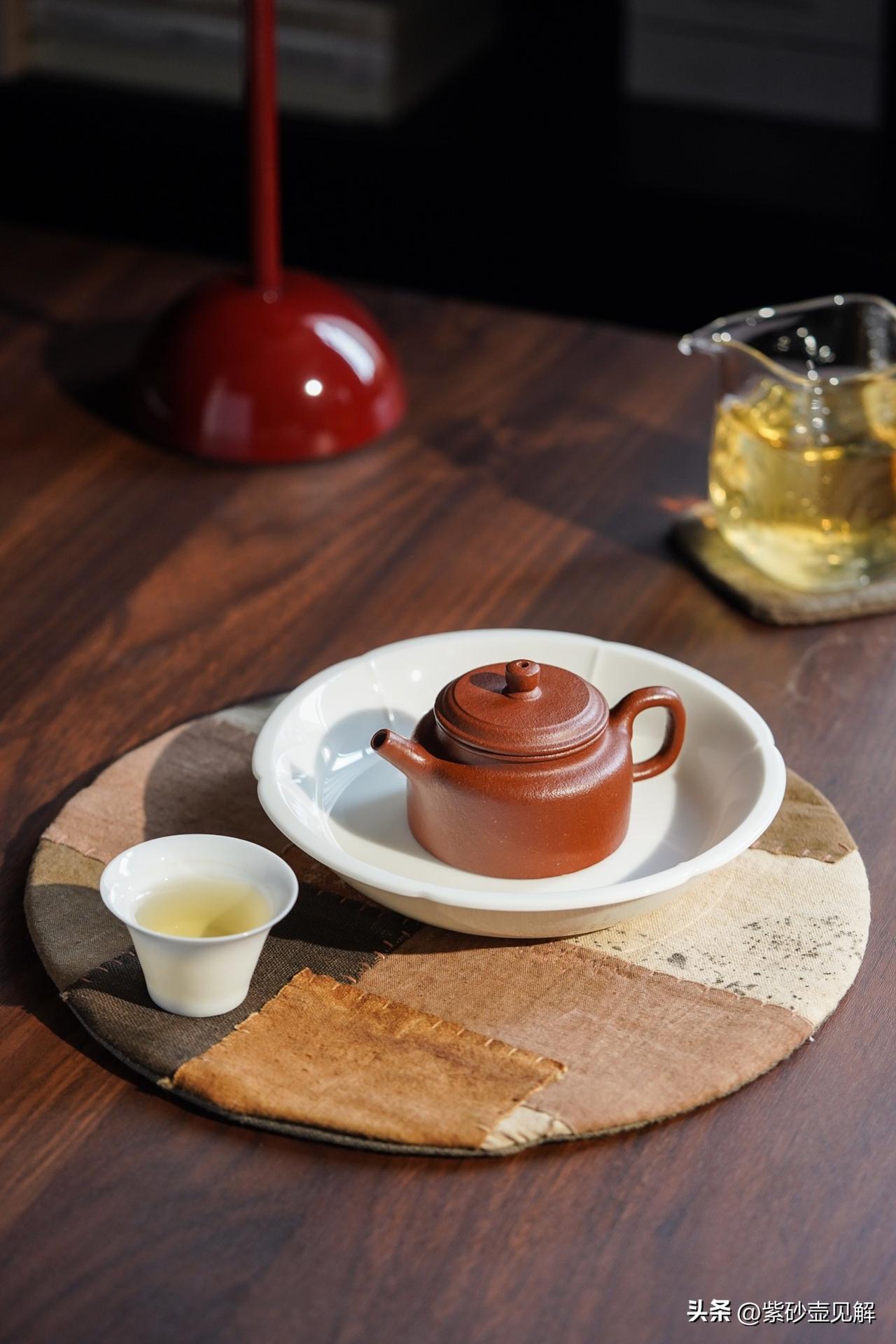 自用：
　　(1)准备泡什么茶
　　(2)平时几人用
　　(3)喜欢什么泥料什么