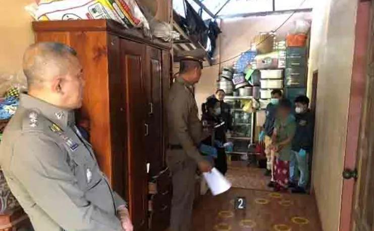 近日，泰缅边境达兴府湄索镇一街区内，一名缅籍男性青年用刀捅死自己的亲生母亲后，用