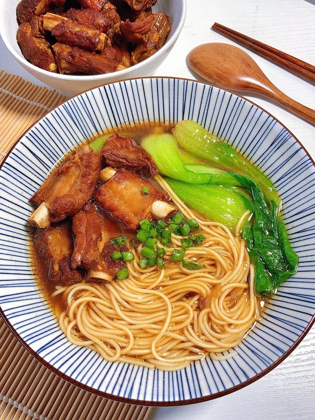 红烧排骨面｜被全家人疯狂夸的一碗面🍜好恰