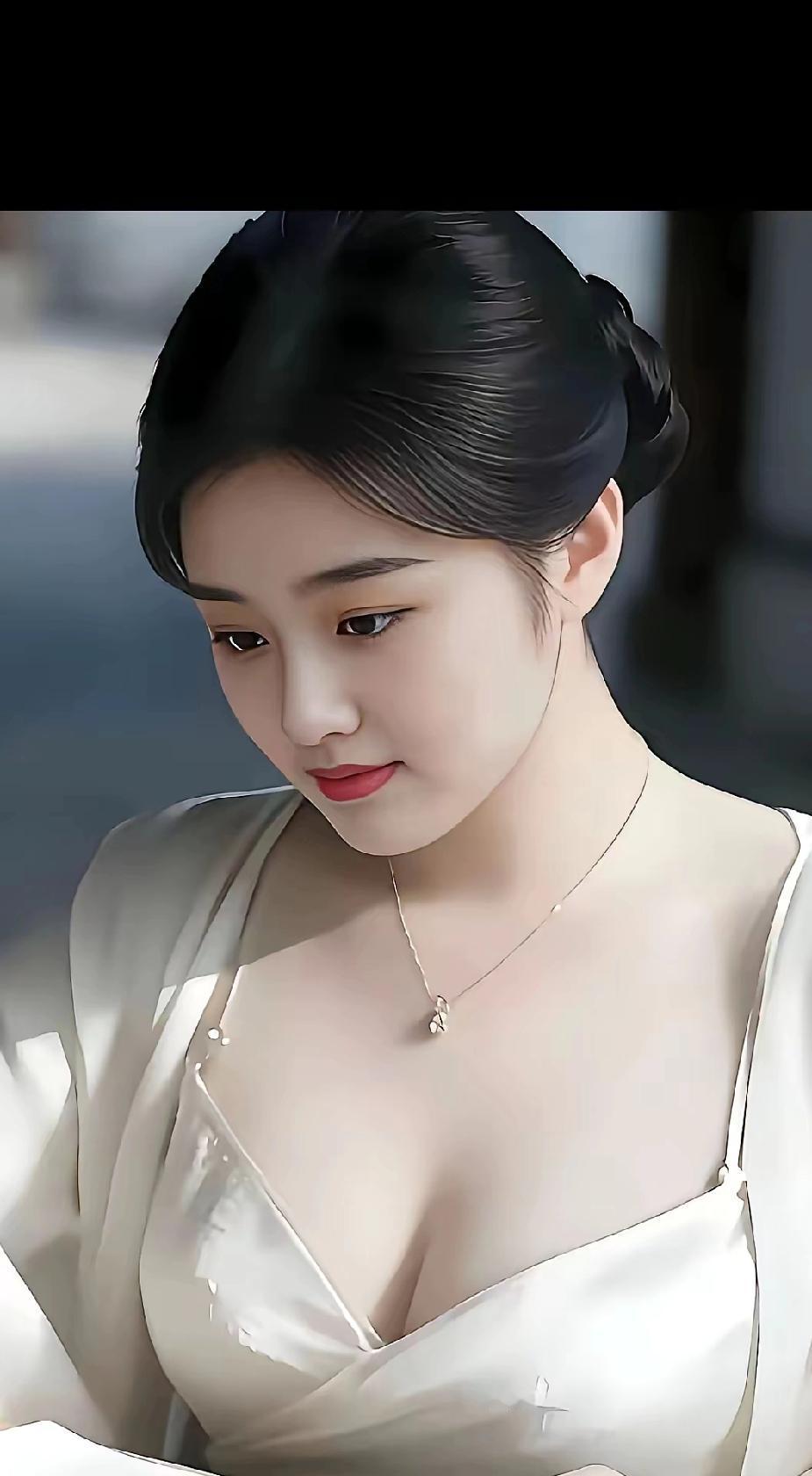 经济独立对女人太重要了！从生活上说，能拥有选择自由。看到喜欢的衣服不用纠结价格，