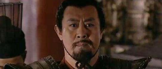 公元前209年，沛县大牢里发生了一件怪事。一个年轻狱吏冲上去暴揍了自己的同事，理