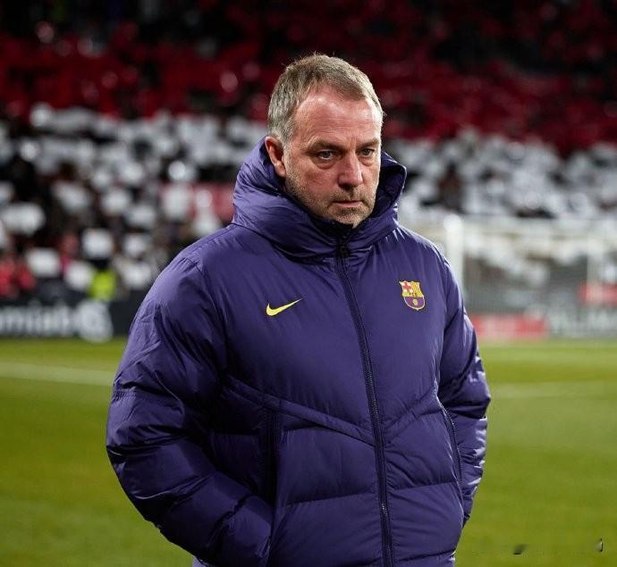 西甲冠军到手，巴萨复兴的核心基石正式敲定！据《马卡报》权威消息，球队确认西甲夺冠