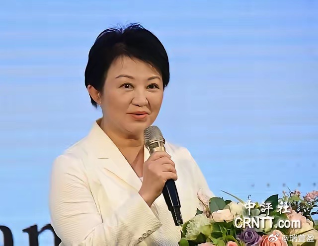 台湾台中市长卢秀燕近日在访陆行程前夕，抛出一句“与邻国为善”，瞬间把两岸关系推向