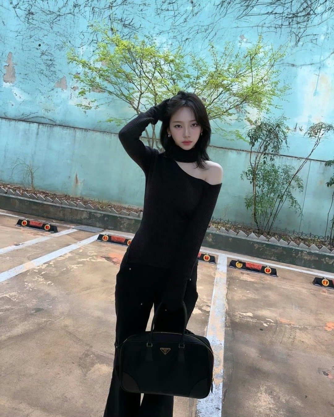 到此墙必出神图🤳 ​​​