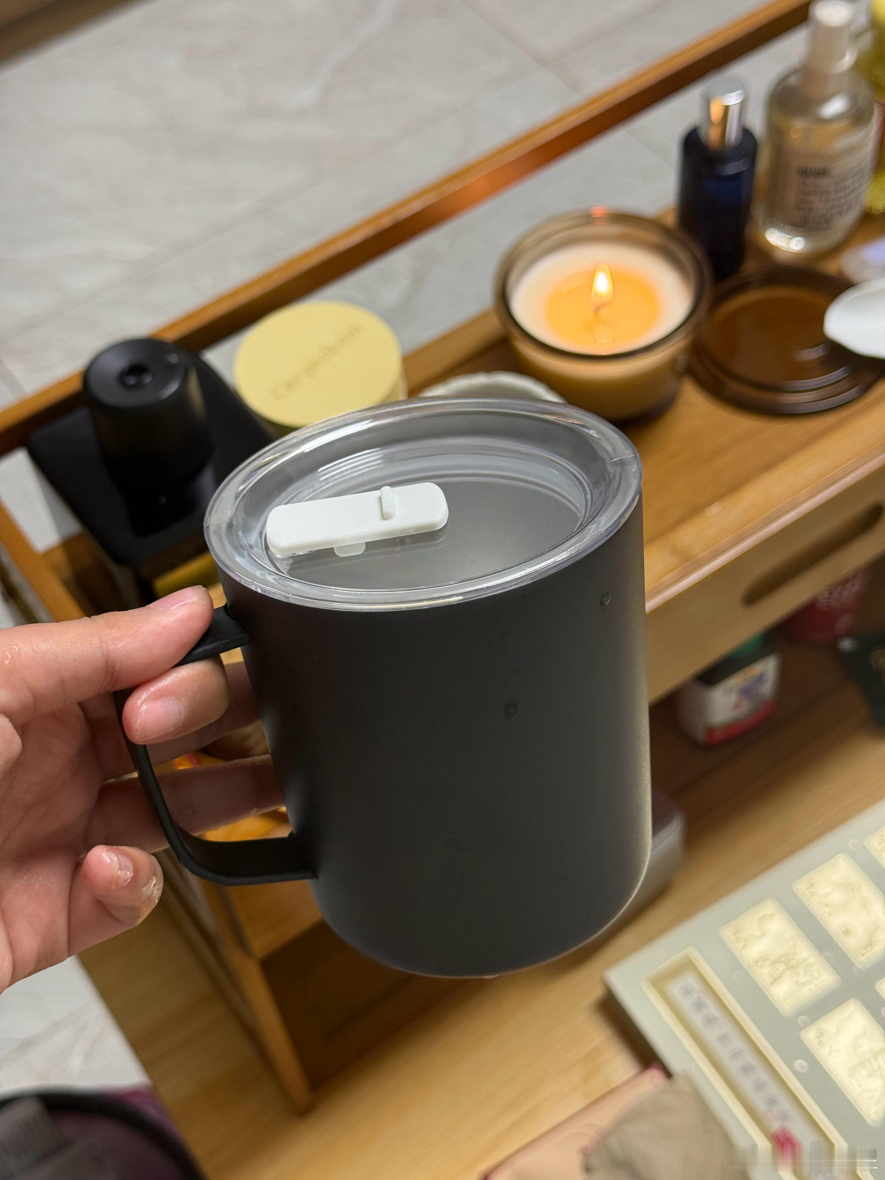在无印良品买到了三个幸福感好物图三那个栀子花香的太好闻了 