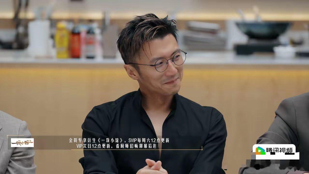 父亲谢贤刚离世，谢霆锋新综艺开播！状态太出人意料。大家以为是谢霆锋卡点蹭父亲去世