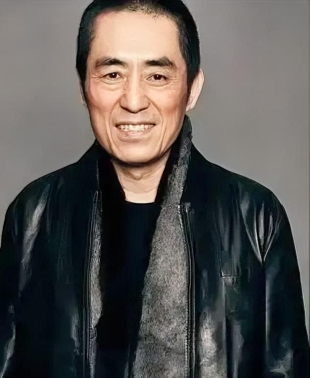 惊蛰无声看完了，张艺谋大师的风格，彻底变了，再也不追求大红大绿，再也不在意构图色