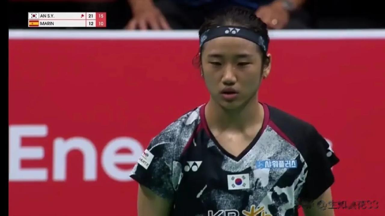 安洗莹夺冠
     女单决赛，安洗莹21－12，21-10战胜马林，获得首个世