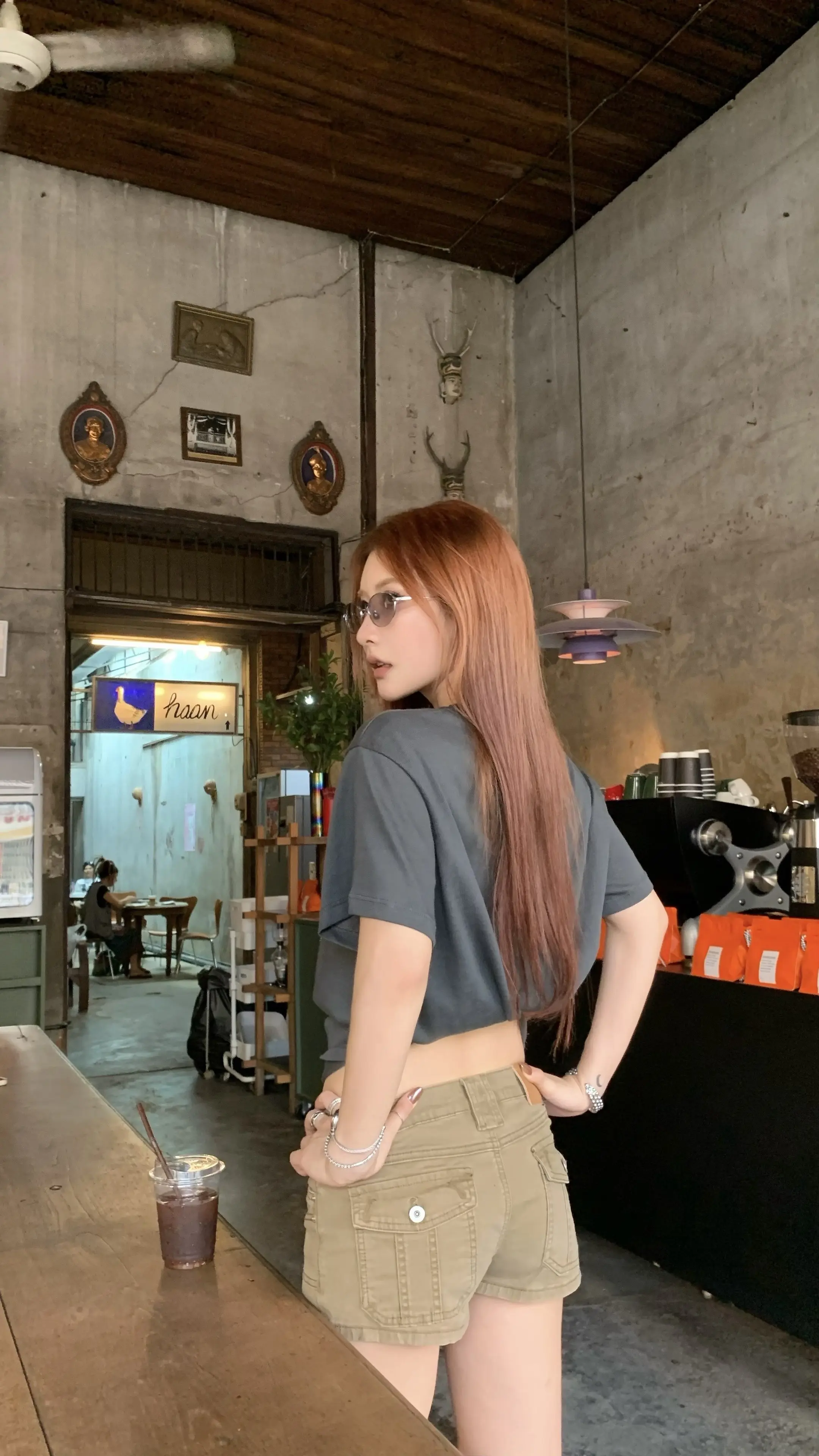 昨天，今天，眼下是夏天。