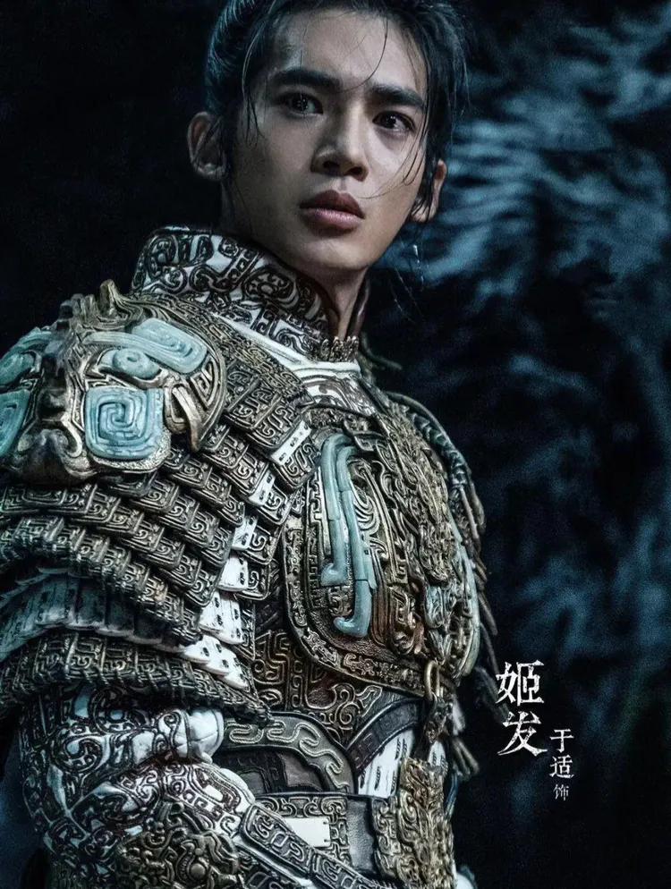 我是刘天池，一位表演指导教师。最近，备受瞩目的电影《封神第一部》正在热映中。我应