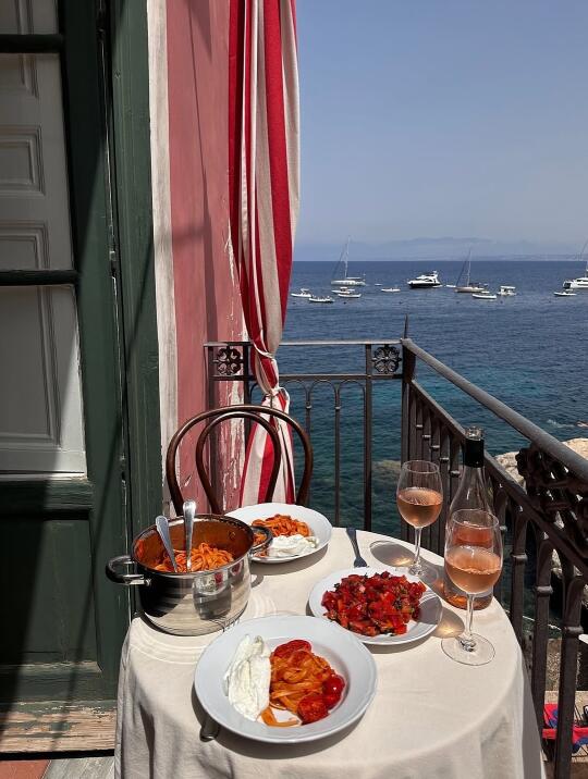 我和海边的早餐🥣🌊