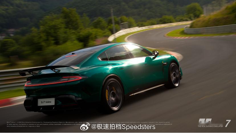 著名赛车模拟GT7正式上线首台中国车——小米SU7 Ultra！ 