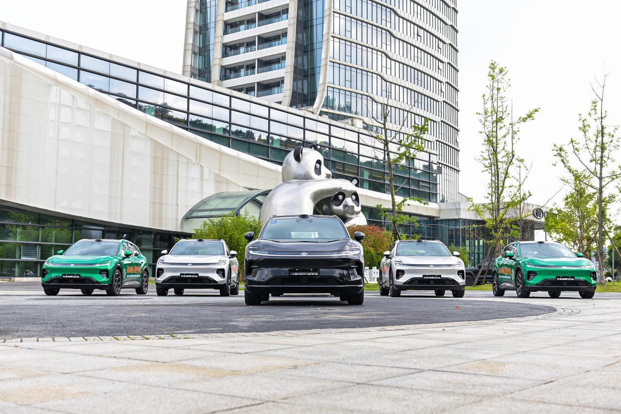 长安汽车8月交付21.88万辆，技术驱动高质量发展
长安汽车8月整体交付21.8