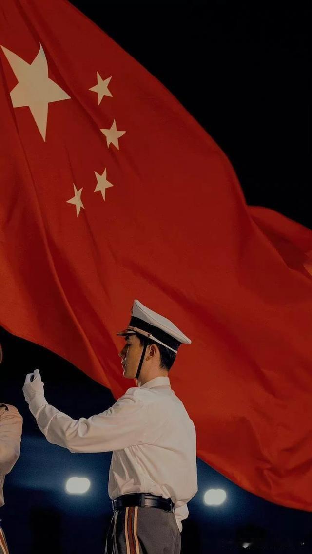 自己人不坑自己人，就没人坑得了中国人。

要论玩谋略，世界上任何一个国家的人玩不