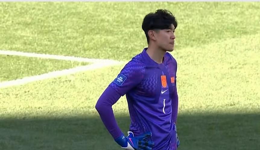 大家如何评价国足0比2不敌喀麦隆
3月31日，2026国际足联系列赛，国足对阵喀