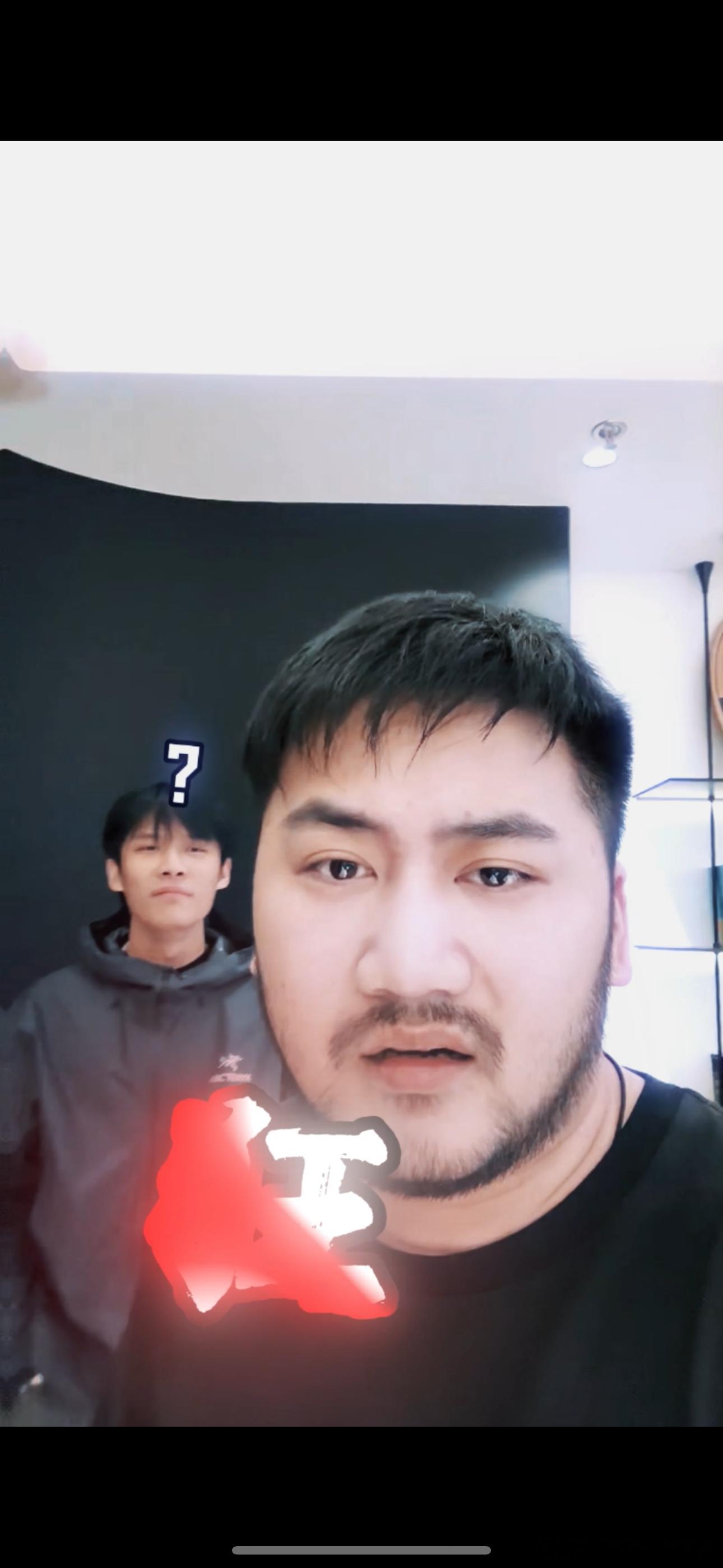 #小杨哥给茄子当助理##茄子小杨哥带货#茄子明晚7点要和小杨哥当助理了[坏笑][
