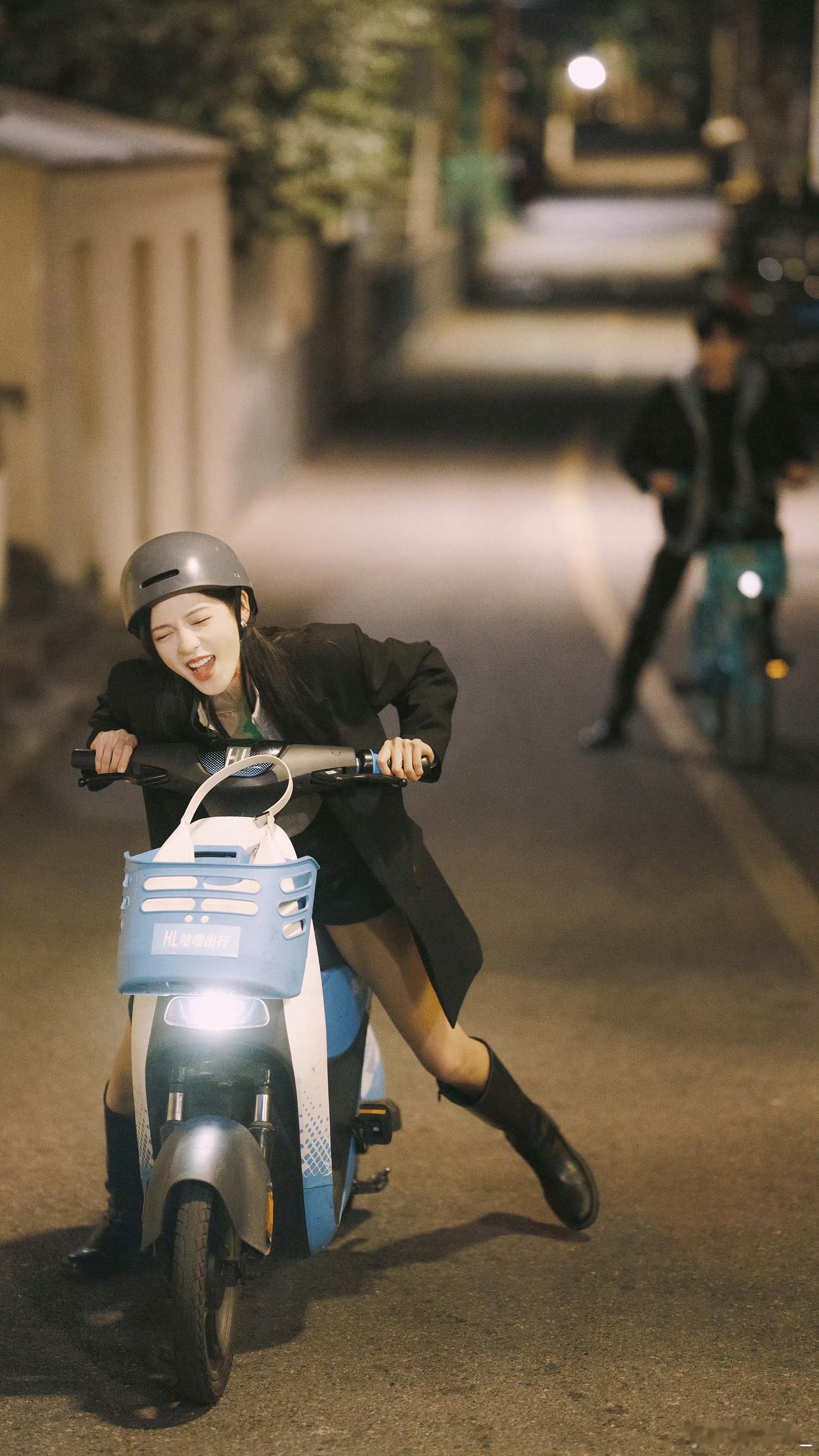 《深情眼》就是如此权威“我有多爱你 这个世界就有多爱你” 出圈cp 无予伦毕💛