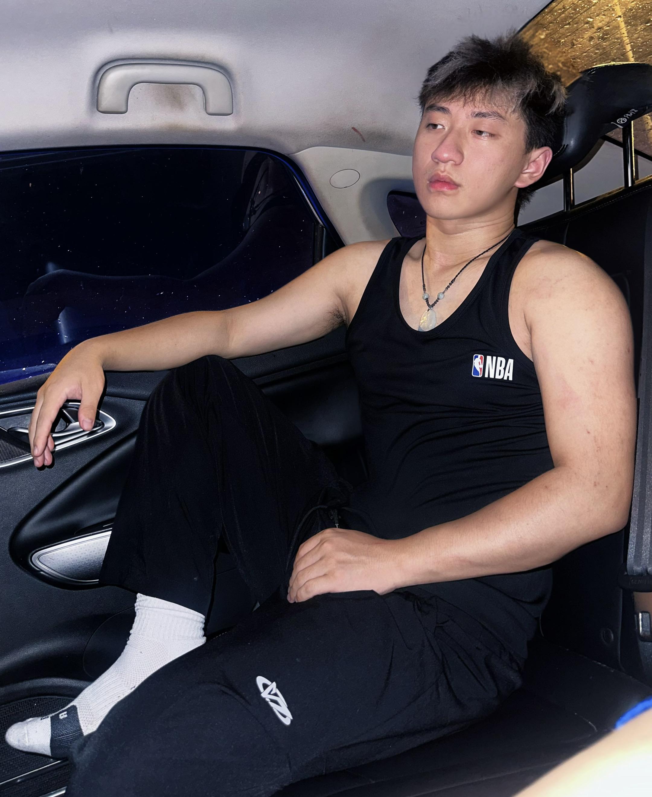 1 热🥵