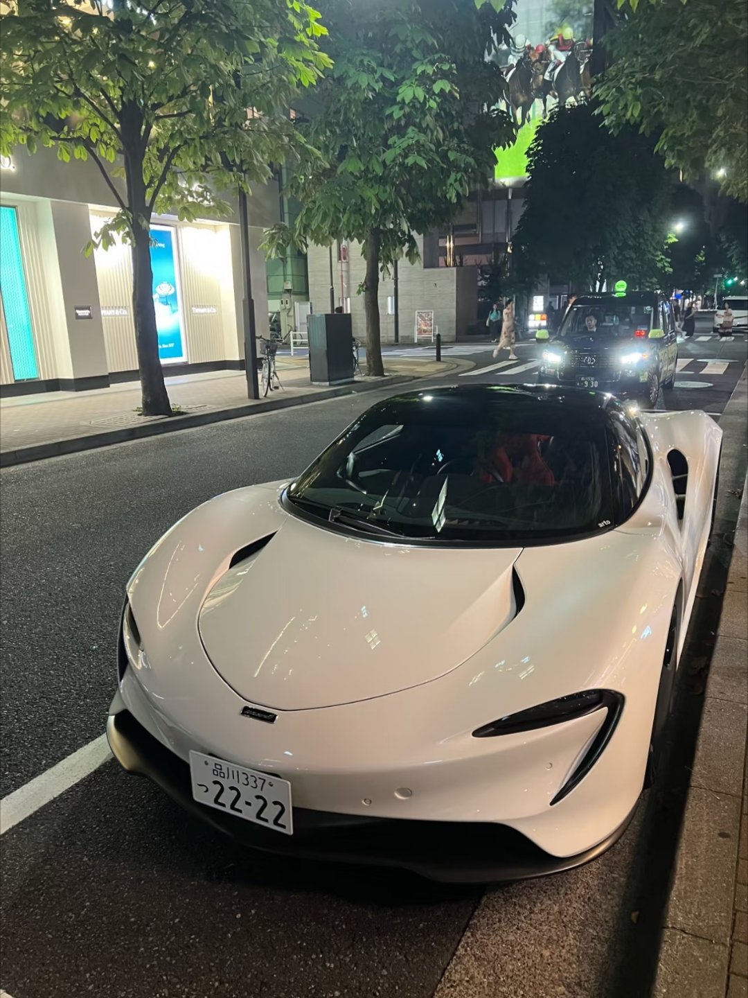 迈凯伦 Speedtail，买这车的是真爱。 