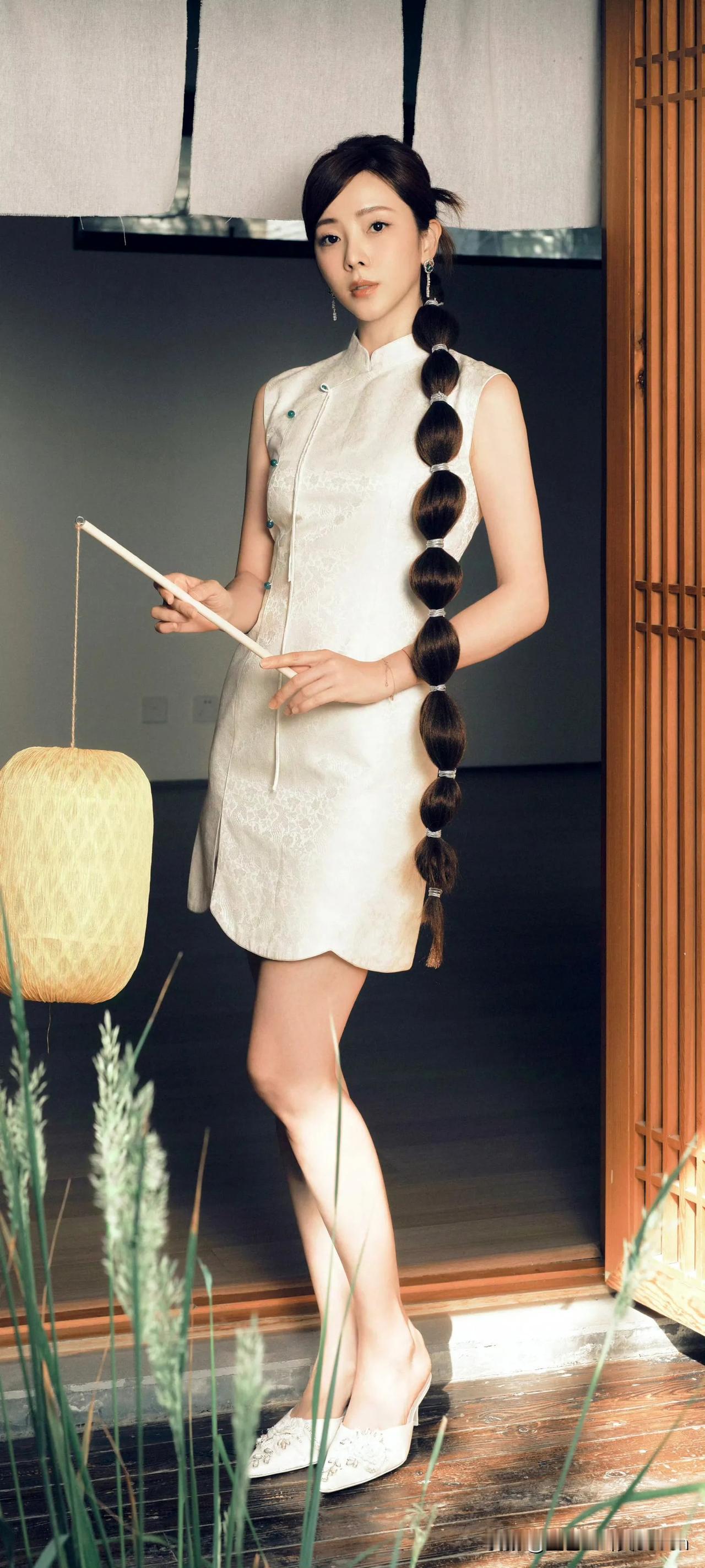 李思思这辫子是真的吗？