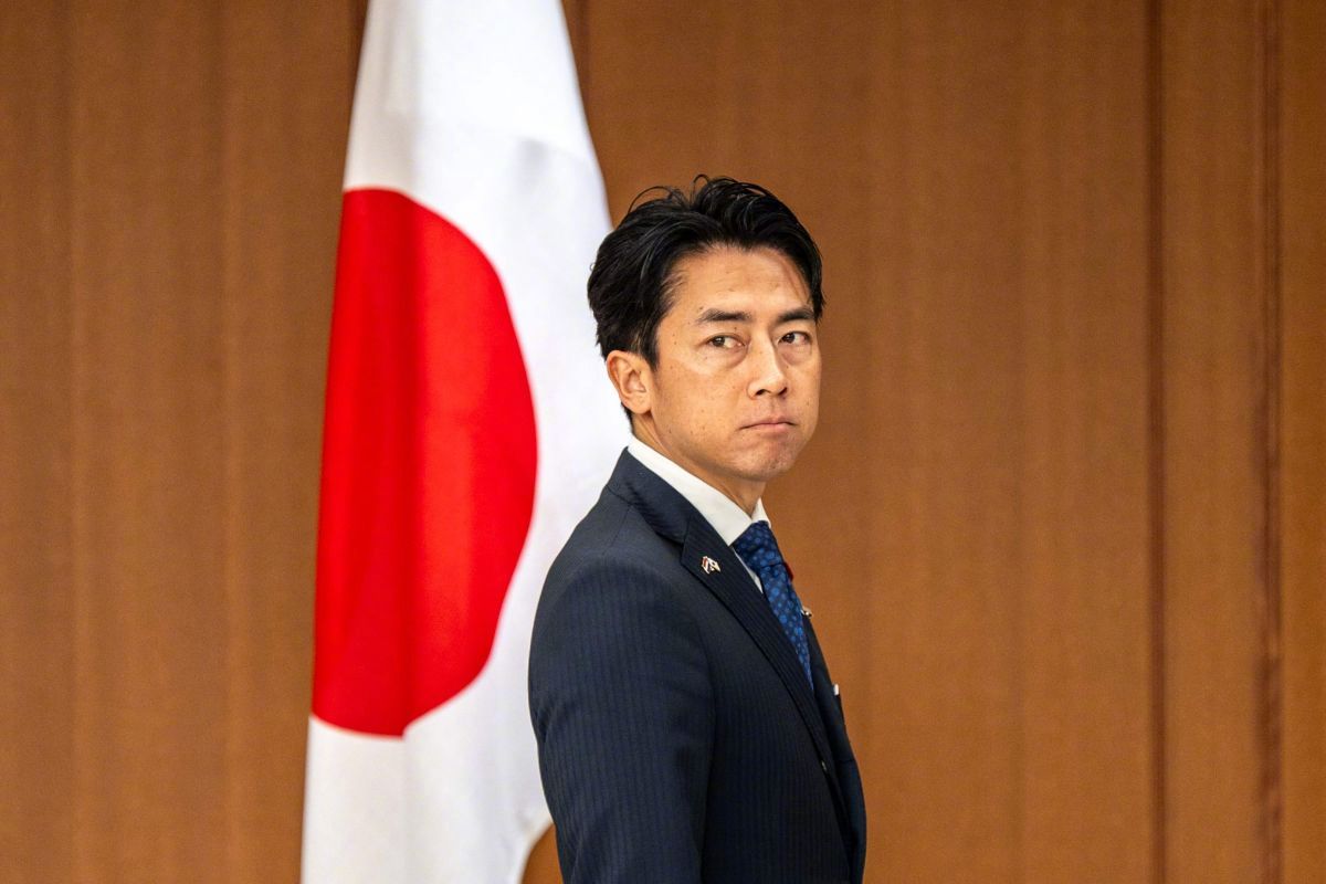 【#朝媒抨击日本防卫大臣涉核言论#】据共同社7月25日报道，朝鲜中央通讯社7月2