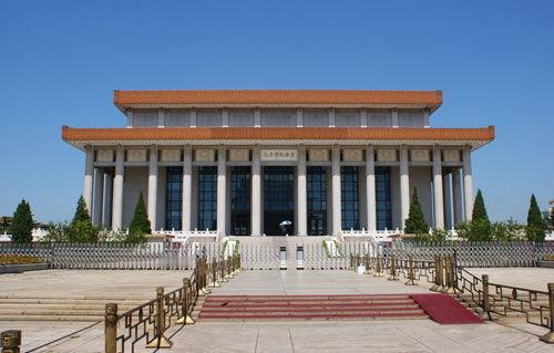 今天3月13日，毛主席纪念堂官方公众号发布重要重要公告：↓↓↓
根据实际需要，毛